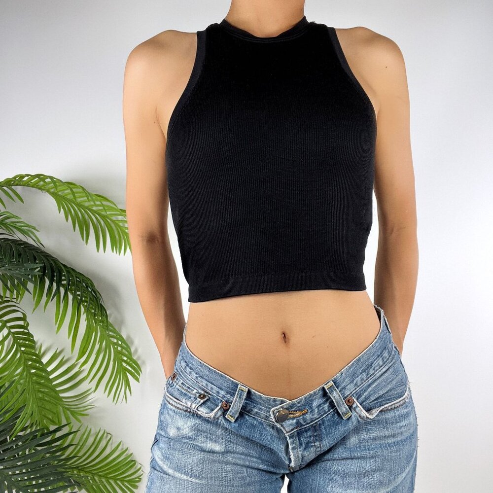 Womens T.J. Maxx Pro Fit Seamless Black Ribbed Padded Cropped Tank Top  / Small